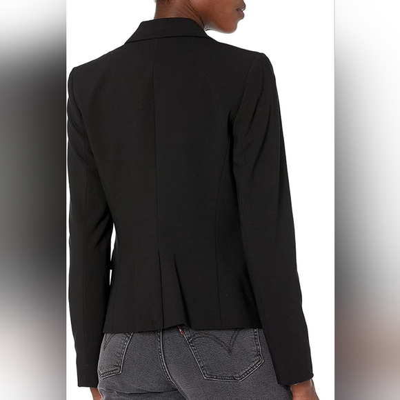 Calvin Klein two button lux blazer - Picture 2 of 4